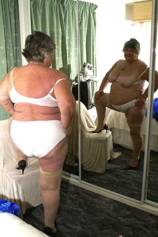 Fat granny in white cotton knickers